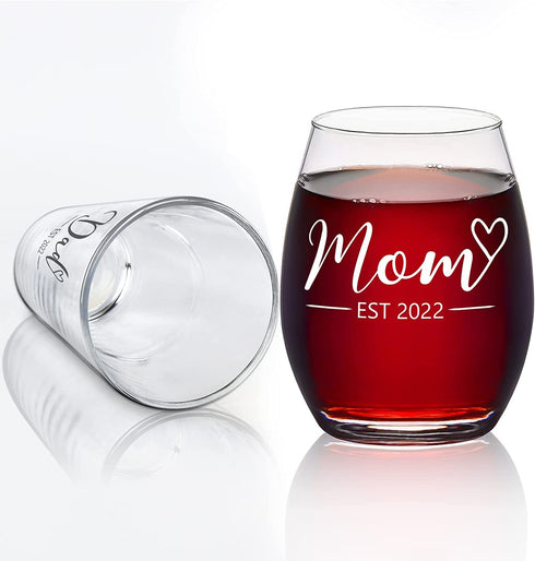 Modwnfy New Parents Gift, Mom & Dad EST 2022 Stemless Wine Glass and Beer Glass Set for Parents To Be Mom Dad Friend, Perfect Present for Mothers Day Fathers Day Baby Shower Pregnancy Christmas