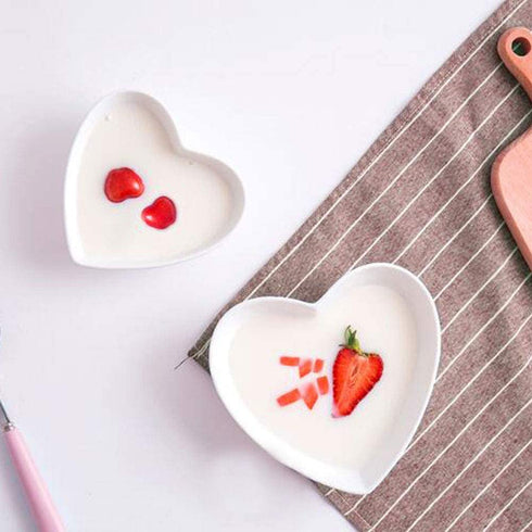 Super Cute heart shape Ceramic Sauce Dish,Mini Side Seasoning Dish,Condiment Dishes/Sushi Soy Dipping Bowl,Snack Serving Dishes,Love Porcelain Small Saucer Set(Set of 4) (4.72inch)