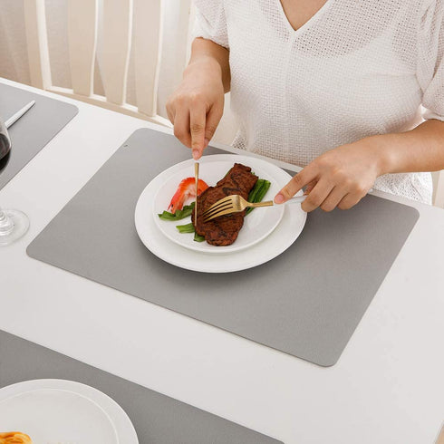 DOLOPL Placemats Grey Placemat Leather Table Mats Set of 6 Heat Resistant Easy to Clean Wipeable Waterproof Washable Modern Outdoor Placemats for Kitchen Dining Patio Table Spring Easter Decor €¦
