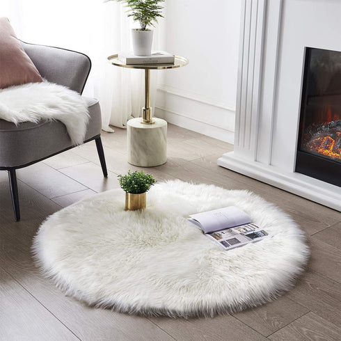 SEIRSSA Soft Round Fur Rug White Circle Rug Circular Fluffy Area Rug Plush Circle Carpet Play Mats for Kids Girls Room Princess Castle Christmas 3ft Diameter
