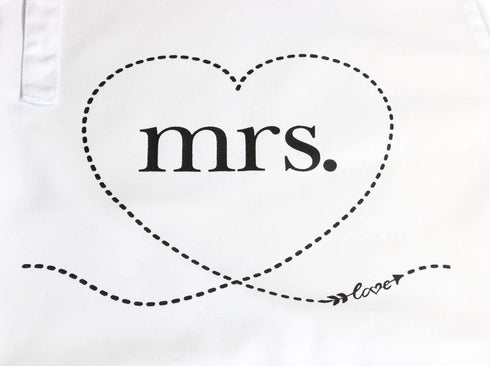 Dossini Wedding Mr & Mrs Apron Set - Aprons Gift Set with His and Hers Aprons - Fun Engagement Couples Aprons & Cute Wedding Gifts