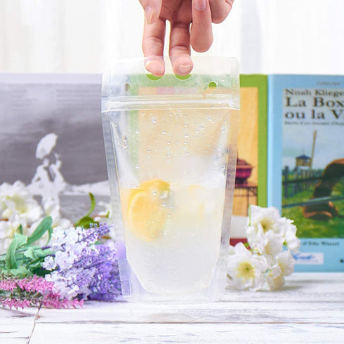 100 Pcs Plastic Drink Pouches for Drinks with Straws Hand-Held Juice Bags, Reusable Zipper Clear Drink Bags Smoothie Heavy Duty Juice Pouches for Adults, Cold Hot Drinks