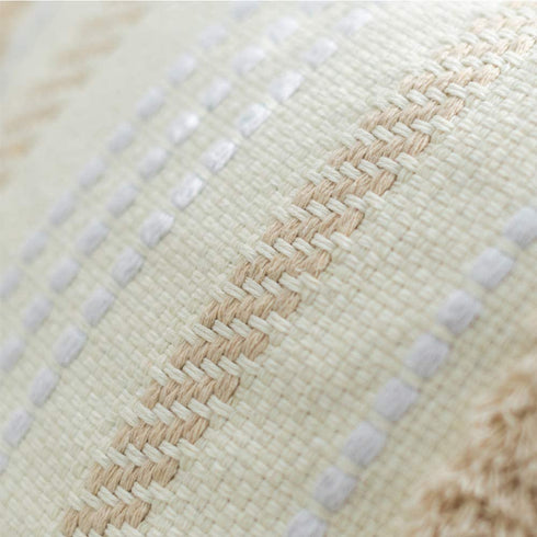 ToGeeKa Boho Woven Tufted Decorative Throw Pillow Covers, Soft Warm Woven Square Cushion Case with Tassels for Couch Sofa Bedroom Office Car, 20 x 20 inch (50 x 50 cm), Cream