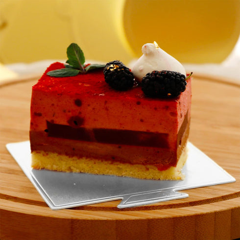 200 Pcs Mini Cake Boards, Silver Mousse Cake Boards Mini Cake Bases Cake Paper Board Plates Cupcake Dessert Displays Tray Cardboard Dessert Board Pastry Base - Grease Proof (Square Cake Boards)