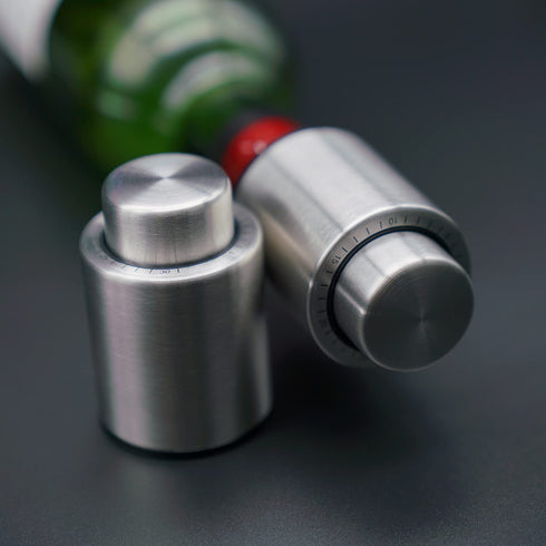 Limx Oasis 2 PACKS of Vacuum Wine Bottle Stoppers,Stainless Steel Wine Vacuum Pump with Silicone Plug, Reusable Wine Preserver with Time Scale,Best Gift Accessories,Oasis S02
