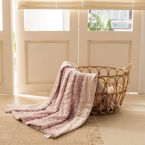 Simple&Opulence Plush Fluffy Throw Blanket Tridimensional Rose Pattern Soft Warm Microfiber Cozy Chic Shaggy Reversible Coverlet for Girls Home Décor Couch, 50"x 60", Pink
