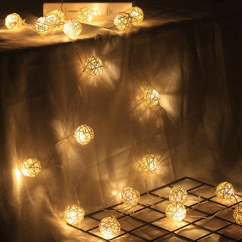 HYAL LUZ Battery Operated 20 LED String Lights, 16.4ft 20 Globe Rattan Balls Christmas Light with Remote Control & Timer, Indoor Fairy String Lights Decorative for Bedroom Party Wedding (Warm White)