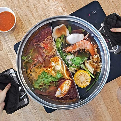 4 Pieces Buffalo Check Pot Holders with Pocket Potholders Buffalo Plaid Cloth Gloves Pocket Black and White Pot Holders for Kitchen