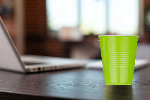 DecorRack 80 Party Cups, 16 oz -BPA Free- Plastic Soda Cups, Perfect for Birthday, Picnic, Indoor and Outdoor Event, Stackable, Reusable, Disposable Round Beverage Drinking Cup, Green (Pack of 80)