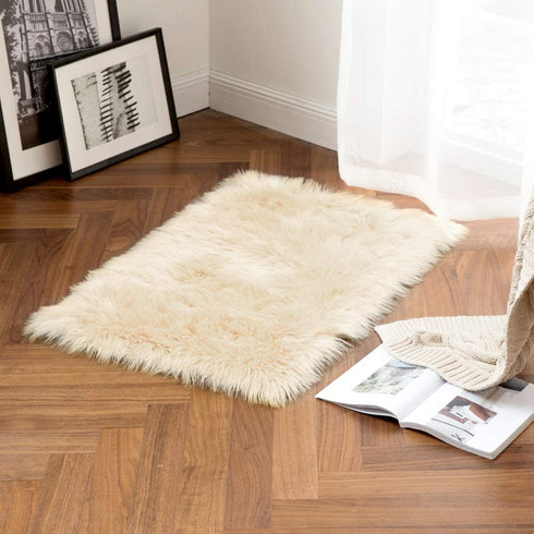 MIULEE Luxury Super Soft Fluffy Area Rug Faux Fur Rectangle Rug Decorative Plush Shaggy Carpet for Bedside Sofa Floor Nursery 2 x 3 Feet,Beige