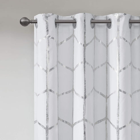 Intelligent Design Raina Total Blackout Metallic Print Grommet Top Single Curtain Panel Thermal Insulated Light Blocking Drape for Bedroom Living Room and Dorm, 50x84, White/Silver 1 Piece