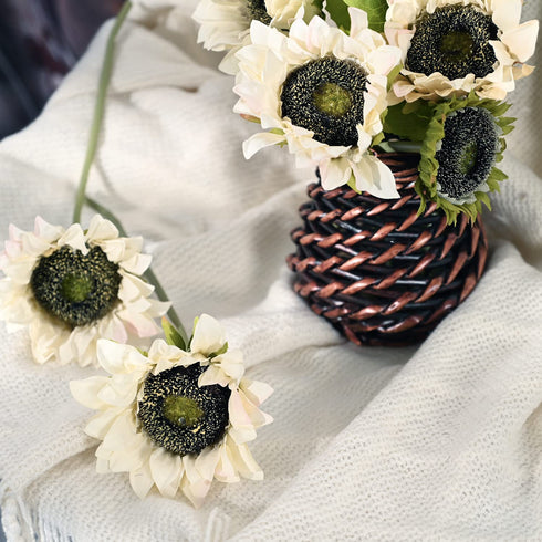Sunflowers Artificial Flowers 14 Heads Fake Sunflower Faux Silk Sunflowers with Stems Rustic Flowers Table Centerpieces Wedding Bouquet for Tables DIY Office Party Home Decor White