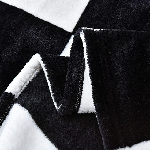 Vessia Large Flannel Fleece Plush Blanket Throw Size(50"x70") - Black and White Checker Lightweight Blanket - Super Soft Cozy Microfiber Blanket for Chair, Sofa, Couch, Bed, Camping, Travel