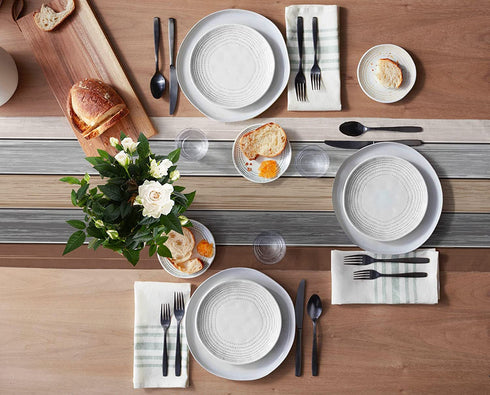ZEREAA Farmhouse Table Runner - Brown Wood Plank Texture Burlap Table Runner 108 Inches Long for Dining Room, Kitchen, Wedding, Party Table Decor, 13" x 108"