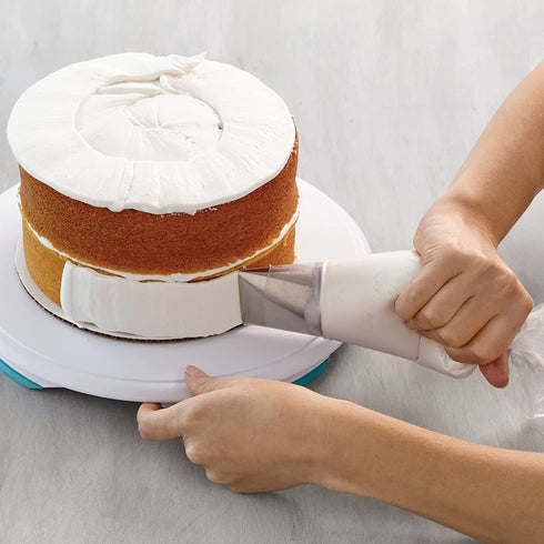 Wilton Assorted Size Disposable Decorating Piping Bags with Icing Bag Ties, 60-Piece