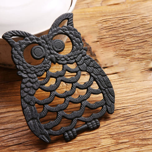 Cast Iron Trivet for Hot Dishes, Lovely Owl Pattern Black Trivet, Hot Pot Holder Pads with Rubber Pegs, Decorative for Kitchen & Dining Table