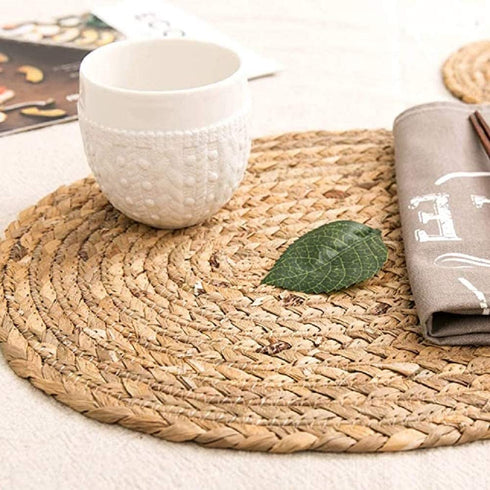 4 Pack Woven Placemats-Natural Wicker Placemat-Round Braided Place Mats Water Hyacinth Tablemats-Heat Resistant Non-Slip Wicker Chargers for Wedding Holiday Dinner(13.8 inch)