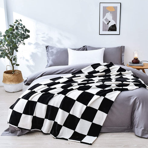 Vessia Large Flannel Fleece Plush Blanket Throw Size(50"x70") - Black and White Checker Lightweight Blanket - Super Soft Cozy Microfiber Blanket for Chair, Sofa, Couch, Bed, Camping, Travel