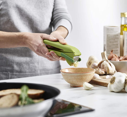 Joseph Joseph CleanForce Garlic Press Mincer, One Size, Green