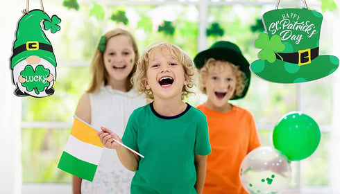 Gigoitly St Patrick Day Sign Saint Patrick Day Hat Wreath Gnomes Door Wreaths Wooden for St Patrick Decorations