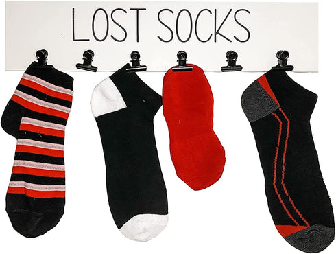 The Farmhouse Room Inc. Lost Socks Laundry Sign Wall Decor with 6 Hanging Clips, Rustic Family Home Laundry Room Decor for Lonely Pairs Seeking Sole Mates, Sawtooth Hanger