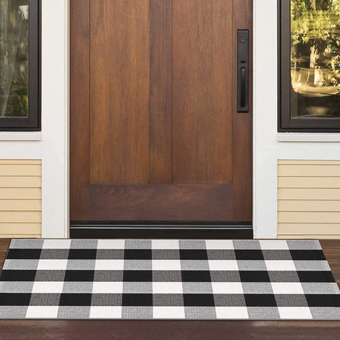 Breezsisan Black and White Layering Doormat Rug 2x4.3 ft. Cotton Woven Buffalo Plaid Outdoor Indoor Runner Rug, Hand-Woven Washable Carpet for Front Porch, Kitchen, Farmhouse, Entryway