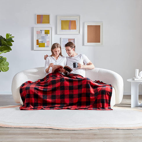 Touchat Fleece Throw Blanket, Buffalo Plaid Flannel Throw Blanket for Couch Sofa Bed, 50'' x 70'' Super Soft Warm Fuzzy Plush Blankets Decor, Lightweight Cozy Travel Camping Blanket (Red & Black)