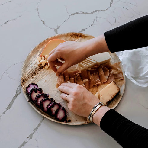 Naturally Chic Palm Leaf Trays 13 Inch Round - Bamboo Like, Eco Friendly, Disposable, Compostable and Biodegradable Serving Platters for Charcuterie Boards, Catering and Parties