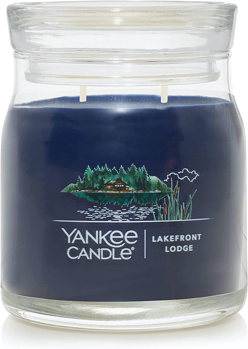 Yankee Candle Lakefront Lodge Signature Medium Jar Candle