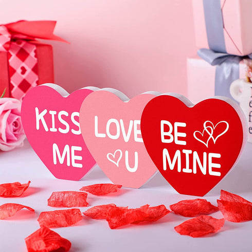 Valentine's Day Wood Sign Heart Shaped Wooden Sign Tabletop Centerpiece Decor Romantic Love Wooden Decor Freestanding Valentine's Day Table Decor for Valentine's Day Wedding, Red, Rose Red and Pink