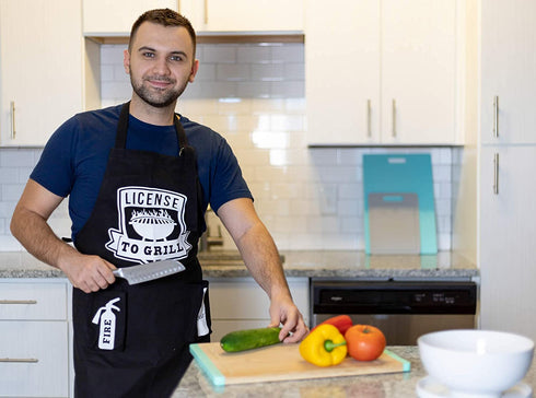 BitimexHome BBQ Aprons For Men With Pockets-Grilling Cooking Apron For Men-Black Denim Funny License To Grill Mens Kitchen Apron-Heavy Duty Chef Apron Adjustable Cotton Bib With Buckle And Beer Holder