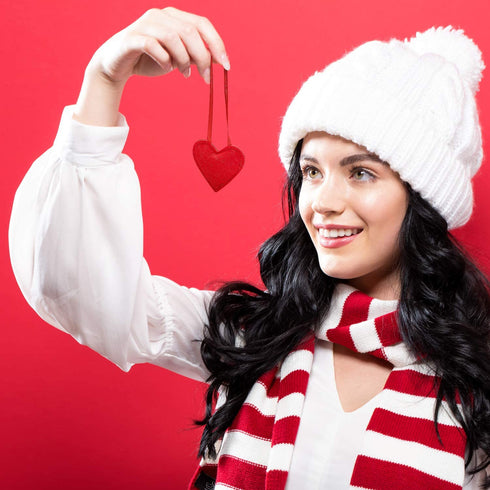 WILLBOND 30 Pieces Valentines Hanging Felt Heart Ornaments Red Felt Heart Christmas Ornaments for Wedding Valentine Party Decoration