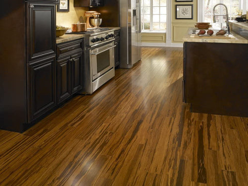 Black Diamond Stoneworks Wood & Laminate Floor Cleaner: For Hardwood, Real, Natural & Engineered Flooring Biodegradable Safe for Cleaning All Floors