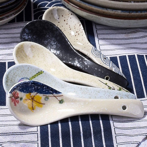 Whitenesser Japanese Retro Soup Spoons Set of 5, Ceramic Spoon Suitable for Soup, Gravy, Cake, Oatmeal, Chaos, Dumplings,Salad