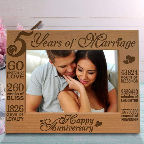 KATE POSH - 5 Years of Marriage Photo Frame - Happy 5th Wood - Engraved Natural Solid Wood Picture Frame (4x6-Horizontal)