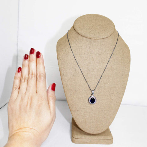 Ikee Design Linen Necklace Chain Jewelry Bust Display Holder Stand, Necklaces Display necklace mannequin, Necklace Bust, Jewelry Bust Stand, 6 3/8"W x 4 1/2"D x 10 1/4"H