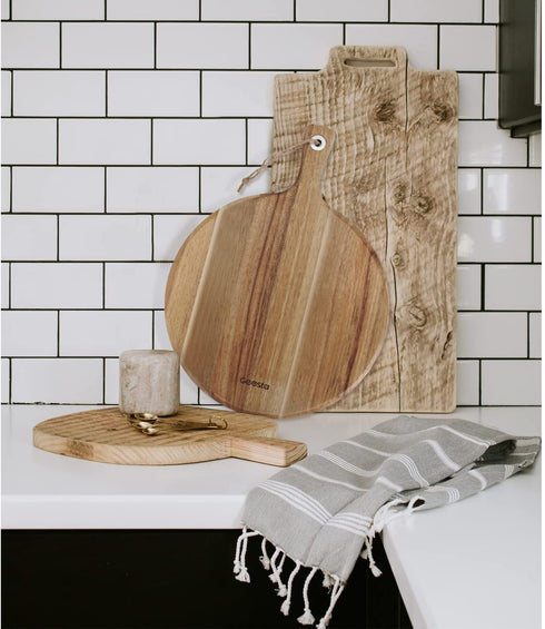Geesta Acacia Wood Pizza Peel, Round Cutting Board with Handle 12" Wood Cutting Board Decor, Prepare for Cheese Paddle Board, Charcuterie Board, Pizza Peel Serving Large Kitchen Farmhouse Gift