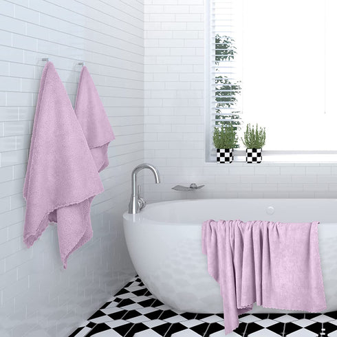UMANI Bath Towel Set, 1 Bath Towel, 1 Hand Towel, and 3 Washcloths, Premium Microfiber Coral Velvet Super Absorbent Towels for Bathroom, Shower Towel, Pack of 5 (Light Purple)