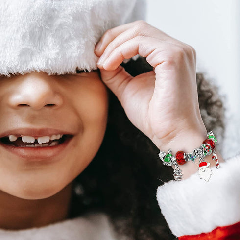 Christmas Countdown Calendar 2021, Advent Calendar for Girls, DIY Bracelet of 2 Making Kit with 22 Charms Beads, Xmas Theme Gifts for Girls Kids Women, Red