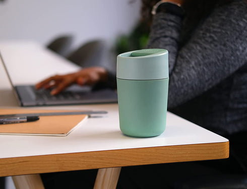 Joseph Joseph Sipp Travel Mug with Flip-top Cap - 340 ml (12 fl. oz) - Green