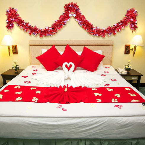 MTLEE 39.4 Feet 6 Pieces Heart Tinsel Garland Valentine's Day Metallic Red Tinsel Twist Garland Hanging Garland Decoration for Valentine's Day Indoor and Outdoor Decorations (Nice Style)