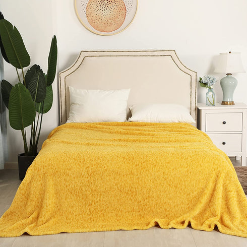 SOCHOW Sherpa Fleece Throw Blanket, All Seasons Lightweight Fuzzy Warm Super Soft Plush Blanket for Bed, Sofa and Couch, 50 x 60 inches, Mustard Yellow
