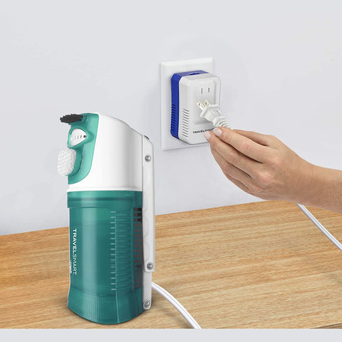 TRAVEL SMART Conair 450 Watt Dual Voltage Garment Steamer, One Size, Green