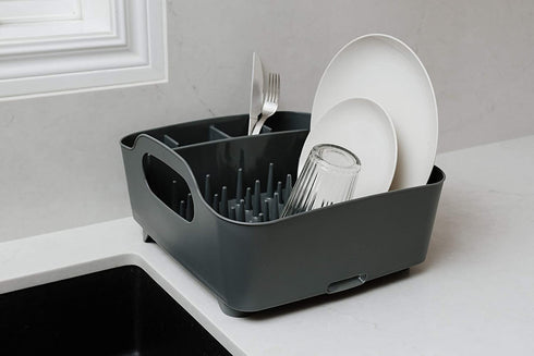 Umbra Tub Dish Drying Rack Lightweight Self-Draining Dish Rack for Kitchen Sink and Counter at Home, RV or Motorhome, Charcoal