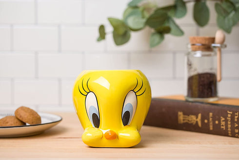 Silver Buffalo Looney Tunes Tweety Face 3D Sculpted Ceramic Mug, 20-Ounces