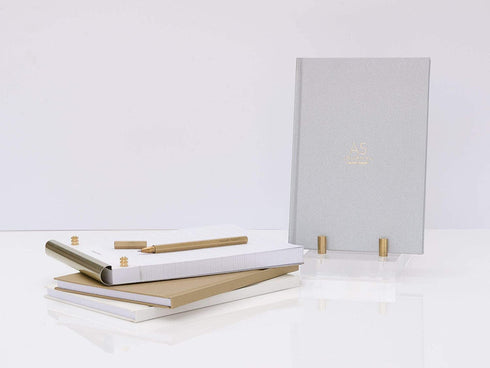 russell+hazel Acrylic Easel Display, Clear, 4 x 6 x 6