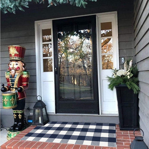 LEEVAN Cotton Buffalo Plaid Outdoor Rugs 2x4 ft Checkered Front Porch Rug Washable Woven Welcome Braided Door Mat for Layered Kitchen Farmhouse Bathroom Entryway Throw Carpet, Navy Blue and White