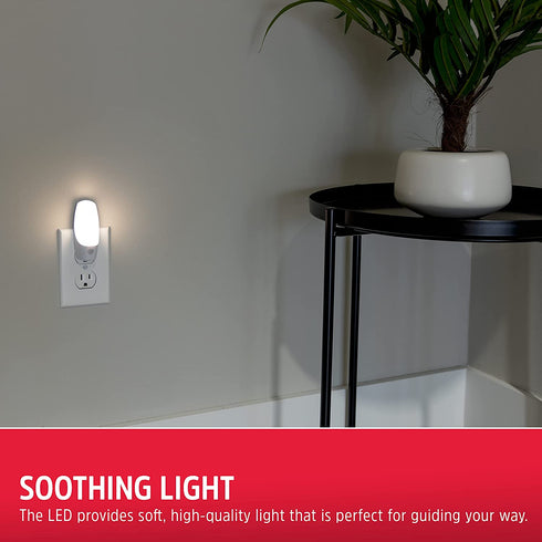 Energizer LED Automatic Night Lights, Plug-in, Soft White, Light Sensing, On at Dusk, Off at Dawn, Energy Efficient, Ideal for Bedroom, Bathroom, Kitchen, Hallway, Staircase, 37101, 2 Pack,