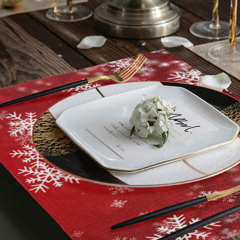 One Bear Christmas Placemats Winter Snowflake Red Placemat Table Mats Non Slip Heat Resistant Placemats for Dining Table Kitchen Holiday Party Set of 6