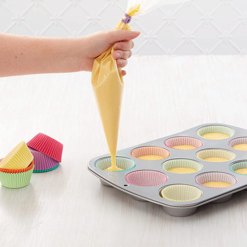 Wilton Assorted Size Disposable Decorating Piping Bags with Icing Bag Ties, 60-Piece